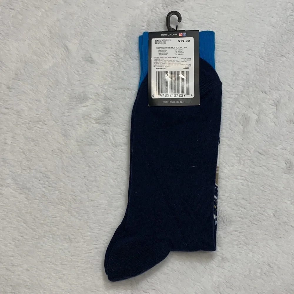 🌹NWT HOT SOX • MenS Famous Artist Series Great Waves Blue & White Crew Socks